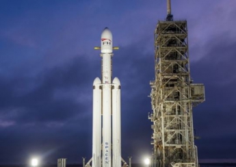 SpaceX отложила запуск ракеты Falcon Heavy