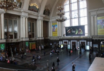 Полиция не нашла взрывчатку на вокзале в Киеве, зато задержала лжеминера
