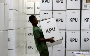 В Индонезии 139 человек погибли, подсчитывая голоса после выборов