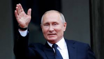 Путин с крестом на лбу заставил сеть трещать от хохота: «Око Саурона отдыхает»