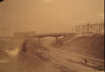 Запорожье 40-х: мост в центре города