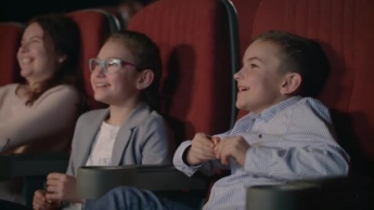 В мелитопольском кинотеатре детям запретили смеяться во время сеанса