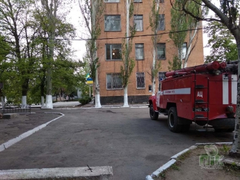 В Запорожской области жильцы многоэтажки мучились от трупного запаха