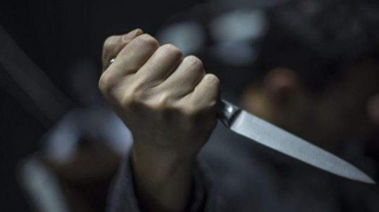 В Киеве мужчина ударил ножом в живот зятя
