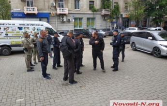 В участников акции "Бессмертный полк" в Николаеве пытались кинуть гранату