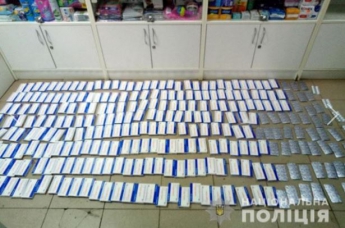 В Донецкой области в сети аптек продавали наркотики (фото)