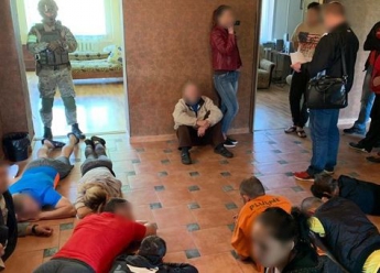 В Харькове 15 человек насильно удерживали в "реабилитационном центре" (фото)