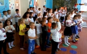 Ко Дню вышиванки школьники подготовили красивый ролик (видео)