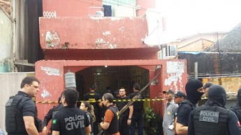 В Бразилии в баре расстреляли посетителей