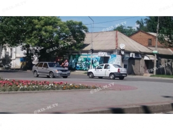 В Мелитополе под носом у полиции случилось ДТП (фото)