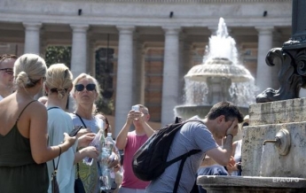 В Риме ввели новые ограничения для туристов