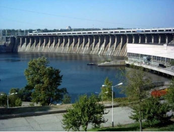 В Запорожье фурам запретили ездить через Днепровскую ГЭС
