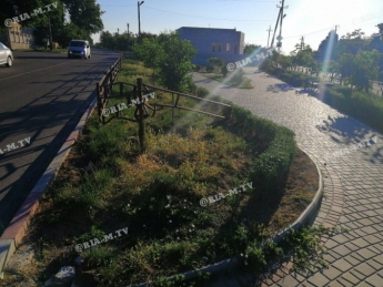 В Мелитополе после ДТП появился "забор-трансформер" (фото)
