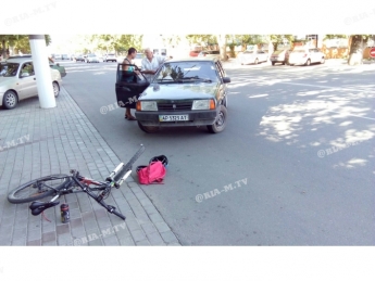 В Мелитополе на проспекте пенсионер сбил велосипедистку (фото)