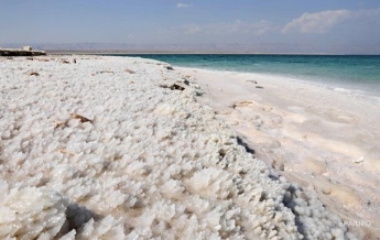Раскрыт секрет "солевых дождей" в Мертвом море