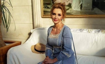 Оксана Марченко удивила публику, надев платье и «забыв» о белье