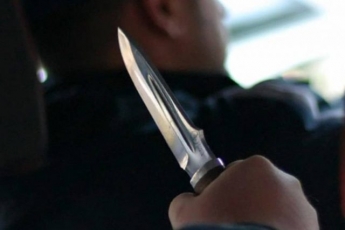 На Харьковщине мужчина с ножом напал на таксиста