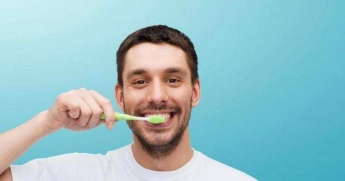 Рецепт домашней зубной пасты для здоровых десен и белых зубов
