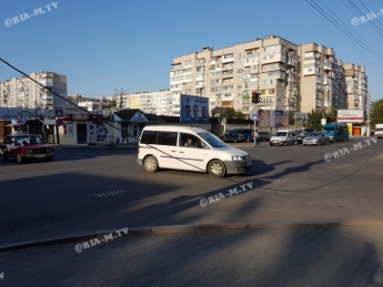 ЧП в центре Мелитополя. На дорогу упали линии электропередач (фото)