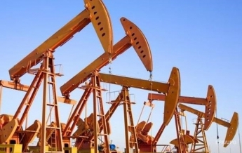 Добыча нефти в Иране упала до минимума за 30 лет