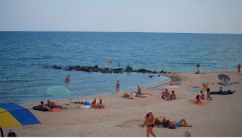 Кирилловка заманивает отдыхающих идеальным морем (фото)