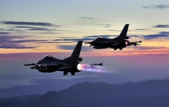 Турция нанесла авиаудар по целям в Ираке
