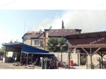 В Мелитополе горит элитная сауна с гостиничным комплексом (фото, видео)