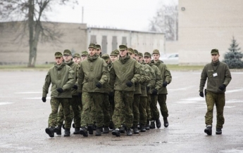 В Литве растет число уклонистов от армии