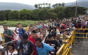 Эквадор вводит визовый режим с Венесуэлой