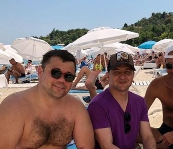 Зеленский поделился фотографией своего отдыха с Богданом на пляже в Одессе. ФОТО