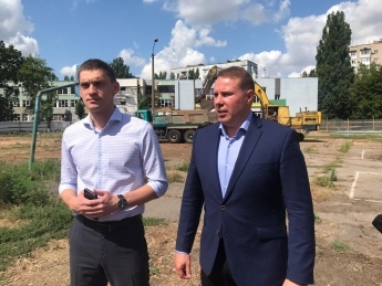 Мэр Мелитополя Сергей Минько рассказал, что будет со зданием первой начальной школы (видео)