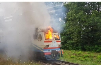 В Винницкой области на ходу загорелась электричка