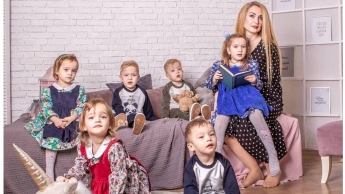 Мама шістьох дітей і популярна блогерка: як вона це робить? (фото, видео)
