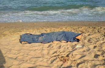На пляже базы отдыха в Кирилловке обнаружен труп