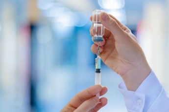 В Мелитополе появилась "подвешенная вакцина"