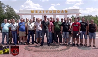 Мелитопольские АТОшники записали в центре города обращение к власти и ветеранам (видео)