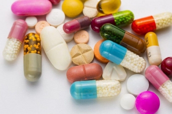 Медики назвали препарати, які не варто вживати при застуді