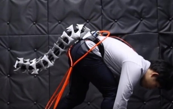 Ученые создали роботизированный хвост для людей (видео)