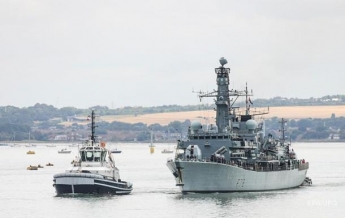 Британия направила еще один военный корабль в Ормузский пролив