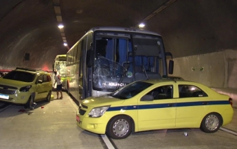 В Рио-де-Жанейро более 50 человек пострадали в крупном ДТП (видео)