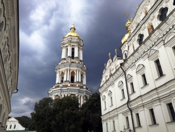 Температурные качели и дожди: какой будет погода в Украине в ближайшие дни
