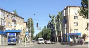 Перекресток главного проспекта с ул. Шмидта много лет назад (фото)