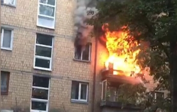 В Киеве произошел пожар в квартире, есть жертвы (фото)
