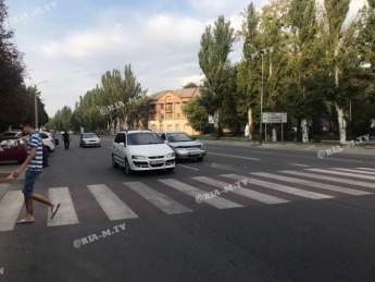 В Мелитополе на пешеходном переходе ДТП (фото, видео)