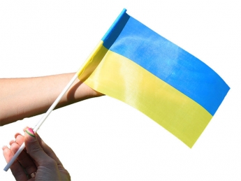 В Запорожье маршрутчики перевозили бесплатно людей с флагами Украины