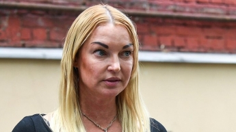 "Кошмар": Волочкова шокировала поклонников внешним видом