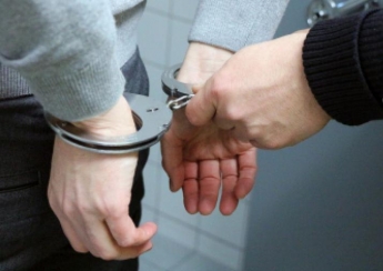 Мелитопольское ГБР передает в суд дело по сотруднику колонии, который передавал наркотики заключенным