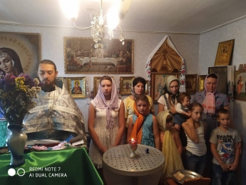 В храмах Мелитополя 1 сентября отслужили молебны перед началом учебного года (фото)