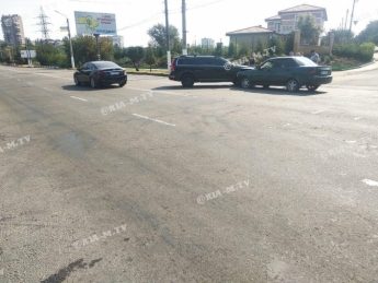 В Мелитополе лобовое столкновение автомобилей (фото)