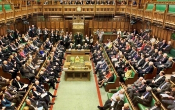 Парламент Британии заблокировал жесткий Brexit